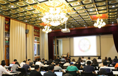 北京大学国家发展研究院